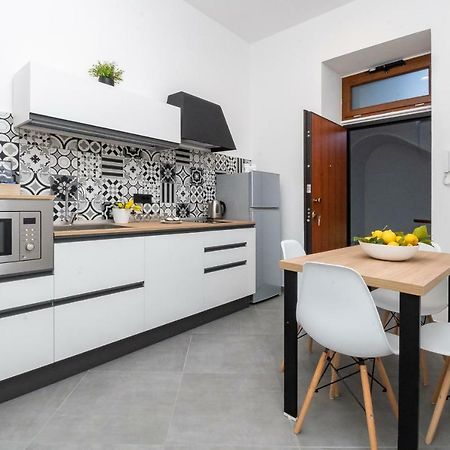 Ferienwohnung Vittoria Flat Sorrent Exterior foto